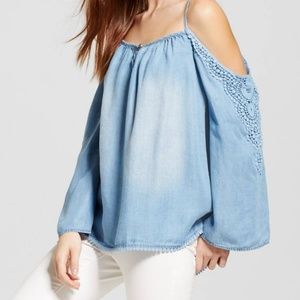 Womens cold shoulder bohemian denim blouse sz Lg